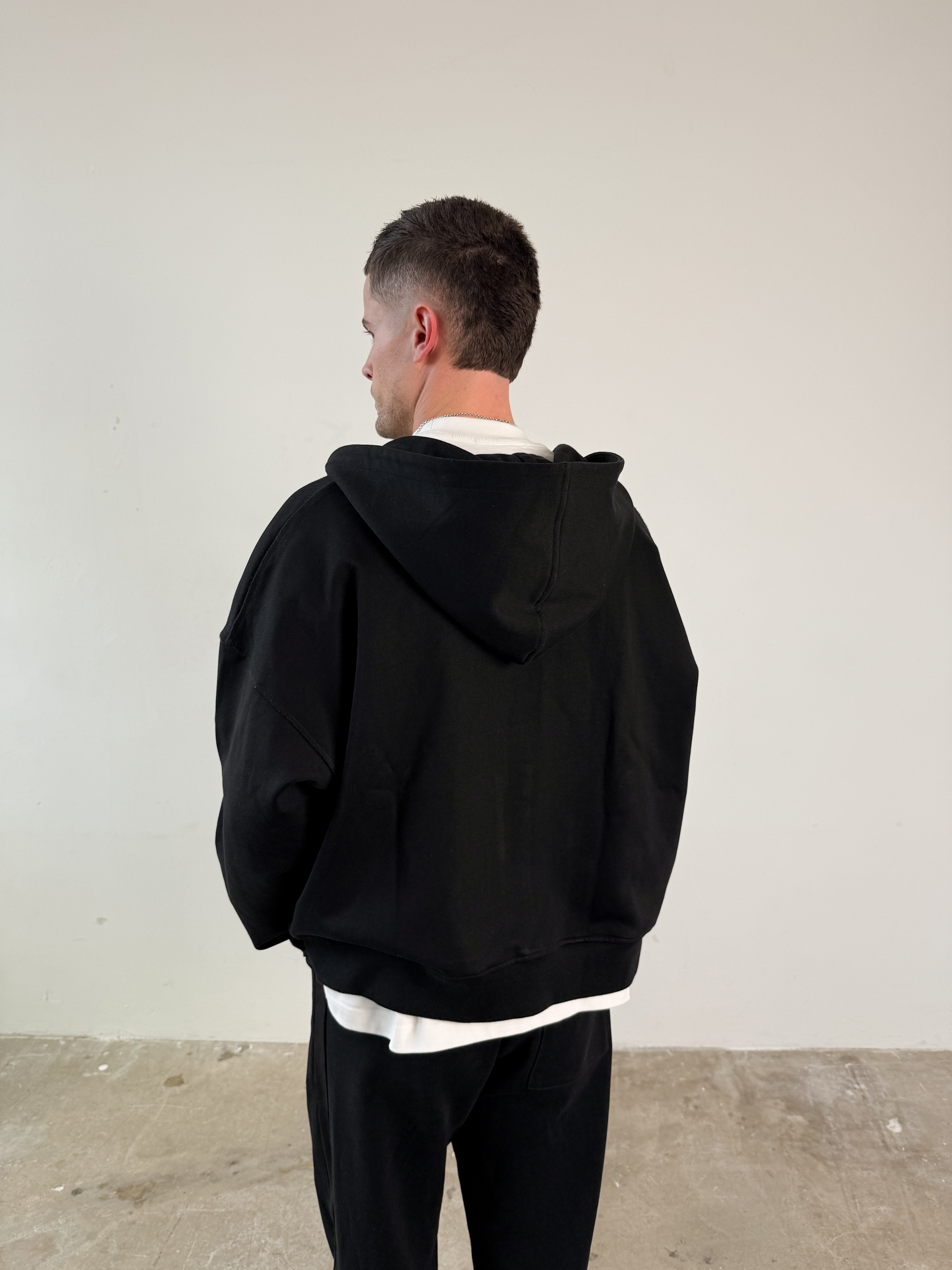 BOXY ZIP UP HOODIE – MONOSTUDIO